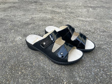 Afbeelding in Gallery-weergave laden, FIDELIO SLIPPER ZW.LAK G WIJDTE UITNEEMBAAR VOETBED
