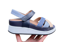 Afbeelding in Gallery-weergave laden, PIESANTO SANDAAL MET UITNEEMBAAR VOETBED GEVLOCHTEN BLAUW

