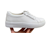 Afbeelding in Gallery-weergave laden, SOLIDUS DAMES SNEAKER MET UITNEEMBAAR VOETBED K-WIJDTE WIT
