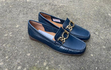 Afbeelding in Gallery-weergave laden, WIRTH MOCCASIN MET GESP BLAUW
