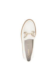 Afbeelding in Gallery-weergave laden, GABOR LOAFER MET GESP LATTE
