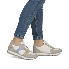 Afbeelding in Gallery-weergave laden, RIEKER DAMES SNEAKER MET UITNEEMBAAR VOETBED
