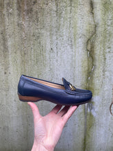 Afbeelding in Gallery-weergave laden, WIRTH DAMES MOCCASIN MET UITNEEMBAAR VOETBED DONKERBLAUW
