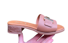 Afbeelding in Gallery-weergave laden, OH MY SANDALS SLIPPER KLEIN HAKJE COGNAC
