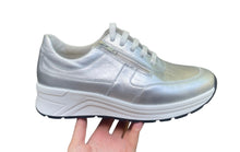 Afbeelding in Gallery-weergave laden, SOLIDUS SNEAKER K BREEDTE MET VETERS, RITS EN UITNEEMBAAR VOETBED
