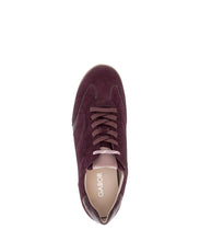 Afbeelding in Gallery-weergave laden, GABOR DAMES SNEAKER MET UITNEEMBAAR VOETBED G-WIJDTE BORDEAUX
