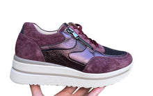 Afbeelding in Gallery-weergave laden, WALDLAUFER DAMES SNEAKER MET UITNEEMBAAR VOETBED K WIJDTE BORDEAUX
