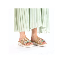 Afbeelding in Gallery-weergave laden, RIEKER DAMESSLIPPER MET GESP EN KLEVER MULTI
