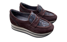 Afbeelding in Gallery-weergave laden, SOFTWAVES LOAFER MET DIKKE ZOOL UITNEEMBAAR VOETBED BRUIN
