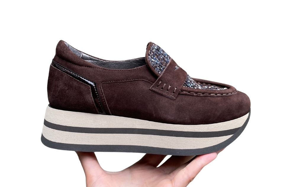 SOFTWAVES LOAFER MET DIKKE ZOOL UITNEEMBAAR VOETBED BRUIN