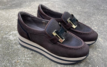 Afbeelding in Gallery-weergave laden, SOFTWAVES MOCCASIN DIKKE ZOOL UITNEEMBAAR VOETBED BRUIN
