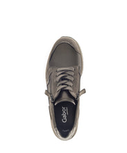 Afbeelding in Gallery-weergave laden, GABOR SNEAKER MET UITNEEMBAAR VOETBED K WIJDTE BRONS

