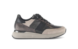 GABOR SNEAKER MET UITNEEMBAAR VOETBED ZWART