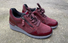 Afbeelding in Gallery-weergave laden, GABOR SNEAKER MET UITNEEMBAAR VOETBED BORDEAUX
