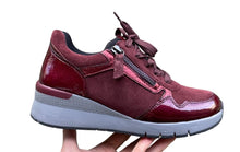 Afbeelding in Gallery-weergave laden, GABOR SNEAKER MET UITNEEMBAAR VOETBED BORDEAUX
