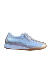 Afbeelding in Gallery-weergave laden, WALDLAUFER SNEAKER H-BREEDTE MET UITNEEMBAAR VOETBED ZILVER
