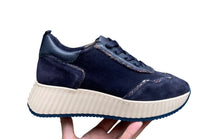Afbeelding in Gallery-weergave laden, SOFTWAVES SNEAKER MET UITNEEMBAAR VOETBED BLAUW
