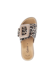 Afbeelding in Gallery-weergave laden, GABOR SLIPPER MET KLEVER EN GESP LEOPARD

