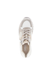 Afbeelding in Gallery-weergave laden, GABOR SNEAKER MET UITNEEMBAAR VOETBED LATTE H WIJDTE
