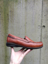 Afbeelding in Gallery-weergave laden, FLUCHOS MOCASSINS COGNAC MET UITNEEMBAAR VOETBED
