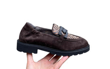 Afbeelding in Gallery-weergave laden, SOFTWAVES LOAFER MET UITNEEMBAAR VOETBED BRUIN
