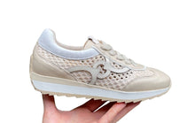 Afbeelding in Gallery-weergave laden, SOFTWAVES DAMES SNEAKER MET UITNEEMBAAR VOETBED CREMA
