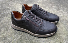 Afbeelding in Gallery-weergave laden, WALDLÄUFER SNEAKER H BREEDTE MET VETERS, RITS EN UITNEEMBAAR VOETBED
