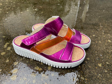 Afbeelding in Gallery-weergave laden, WALDLAUFER SLIPPERS MET UITNEEMBAAR VOETBED ORANJE EN FUCHSIA
