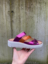 Afbeelding in Gallery-weergave laden, WALDLAUFER SLIPPERS MET UITNEEMBAAR VOETBED ORANJE EN FUCHSIA
