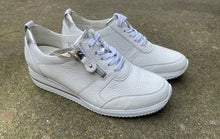 Afbeelding in Gallery-weergave laden, WALDLAUFER DAMES SNEAKER MET UITNEEMBAAR VOETBED H-WIJDTE
