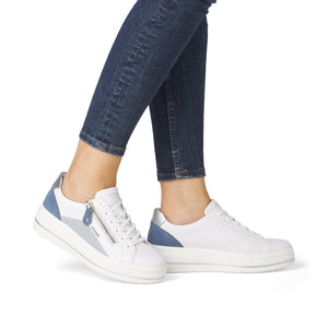 REMONTE SNEAKER MET UITNEEMBAAR VOETBED BLAUW WIT