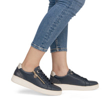 Afbeelding in Gallery-weergave laden, REMONTE SNEAKER MET UITNEEMBAAR VOETBED BLAUW
