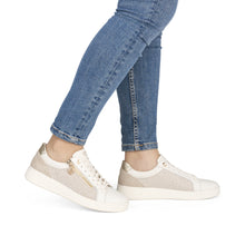 Afbeelding in Gallery-weergave laden, REMONTE SNEAKER MET UITNEEMBAAR VOETBED WIT

