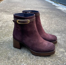 Afbeelding in Gallery-weergave laden, DAMES DORKING KORT LAARSJE MET HAK SUEDE BRUIN
