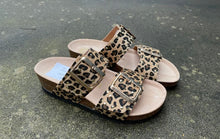 Afbeelding in Gallery-weergave laden, DR. BRINKMANN SLIPPER 2 GESPEN
