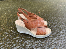 Afbeelding in Gallery-weergave laden, DONNA SOFT SANDAAL BEIGE
