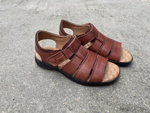 FLUCHOS SANDAAL