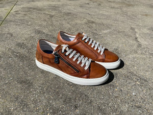FLUCHOS HEREN SCHOEN MET VETERS EN UITNEEMBAAR VOETBED