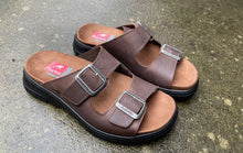 Afbeelding in Gallery-weergave laden, FLUCHOS SLIPPER UITNEEMBAAR VOETBED GESPEN
