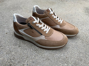 FLUCHOS MET VETERS EN RITS  UITNEEMBAAR VOETBED BEIGE
