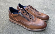 Afbeelding in Gallery-weergave laden, FLUCHOS SCHOEN MET VETER EN RITS EN UITNEEMBAAR VOETBED
