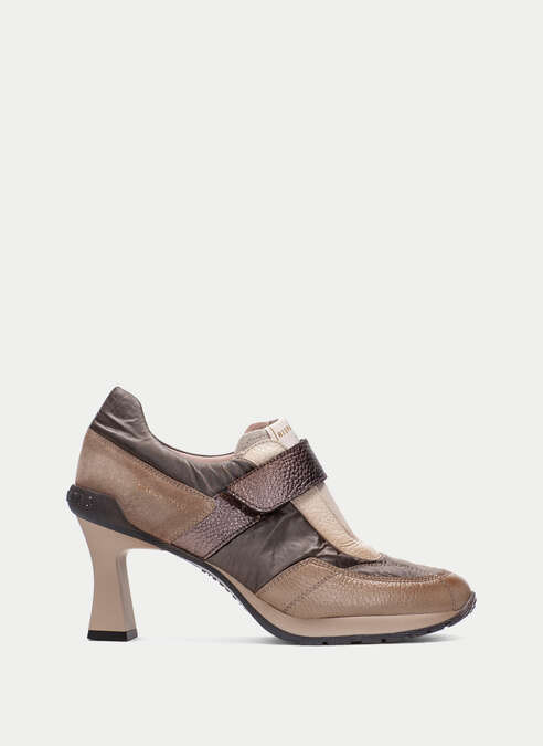 HISPANITAS SNEAKER MET HAK TOPO