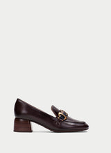 Afbeelding in Gallery-weergave laden, HISPANITAS LOAFER MET HAKJE BRUIN
