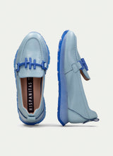 Afbeelding in Gallery-weergave laden, HISPANITAS MOCCASIN MET UITNEEMBAAR VOETBED BLAUW
