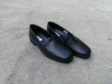 Afbeelding in Gallery-weergave laden, LUCKY LEDEREN PANTOFFELS

