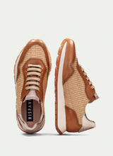 Afbeelding in Gallery-weergave laden, HISPANITAS SNEAKER MET UITNEEMBARE ZOOL NATURAL
