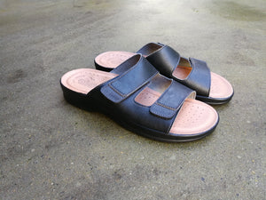 FLY FLOT PANTOFFELS ZWART MET AANPASBARE VELCRO