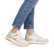 Afbeelding in Gallery-weergave laden, RIEKER SNEAKER MET UITNEEMBAAR VOETBED COMBI

