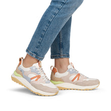 Afbeelding in Gallery-weergave laden, RIEKER SNEAKER MET UITNEEMBAAR VOETBED COMBI

